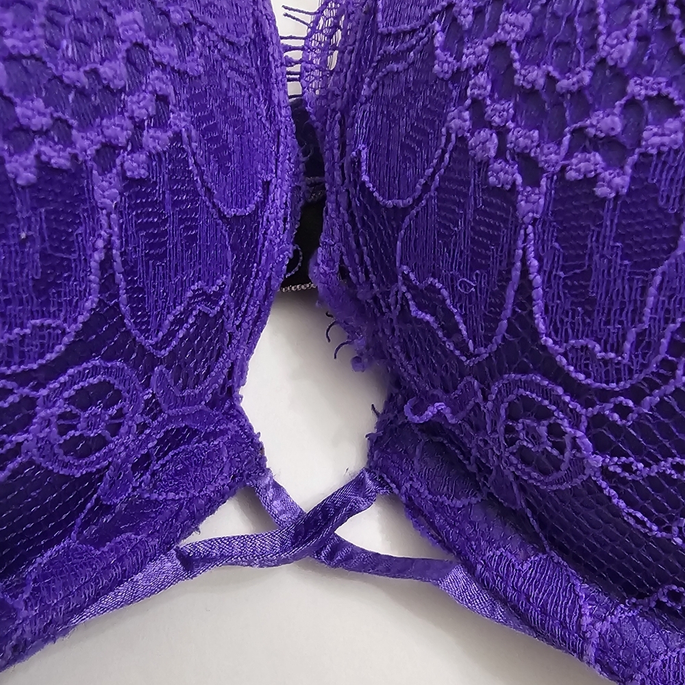 Victoria's Secret Bombshell Add 2 Cups Very Sexy Bling Spellout Strap PushUp Bra - Picture 5 of 10